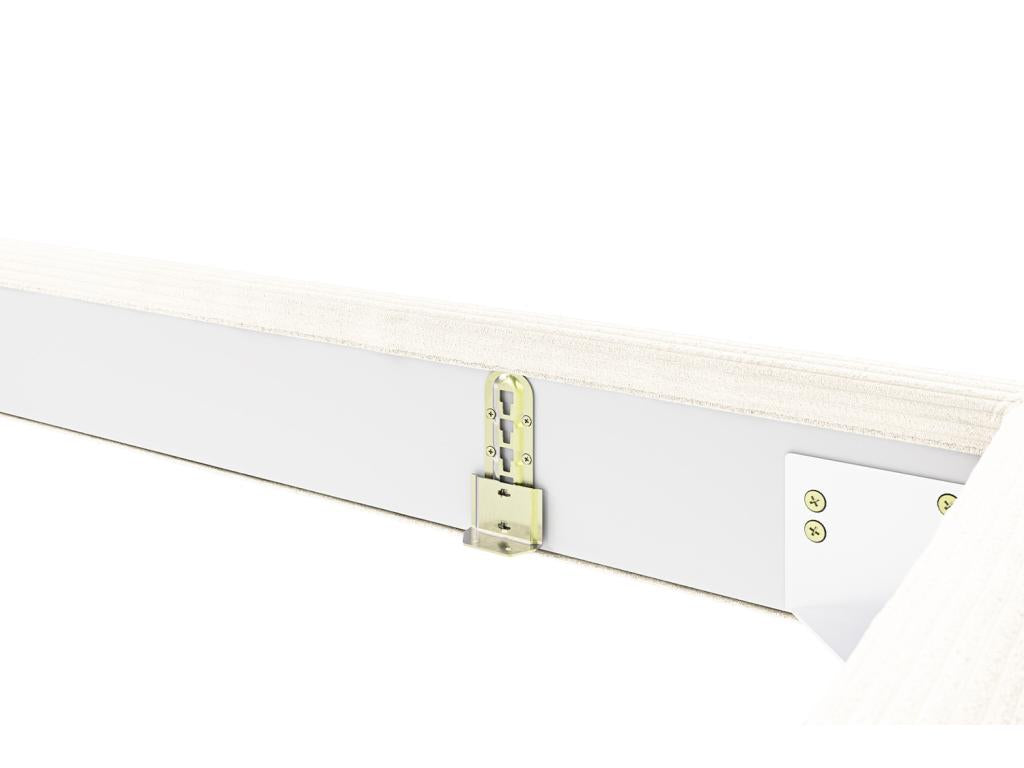 Letto in velluto bianco