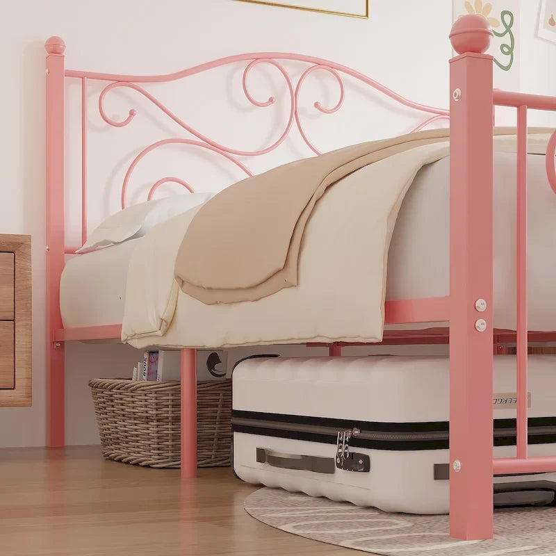 Struttura letto in metallo Javlergo con testiera e pediera arcuate, supporto per doghe in acciaio resistente, non necessita di box spring