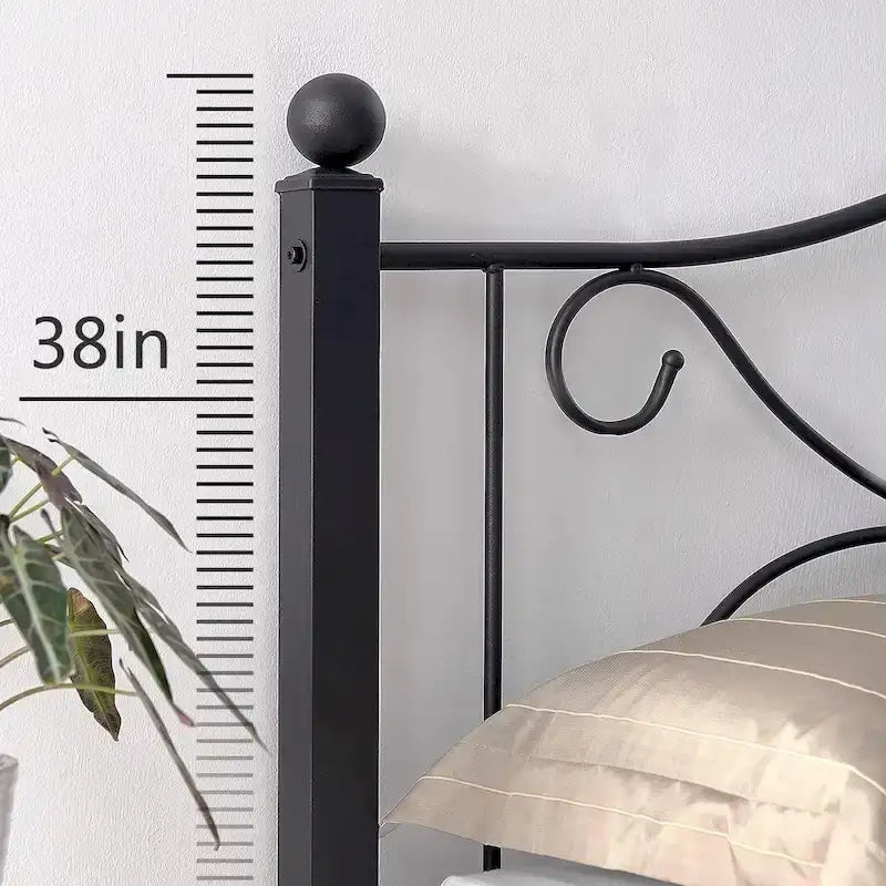 Struttura letto in metallo Javlergo con testiera e pediera arcuate, supporto per doghe in acciaio resistente, non necessita di box spring